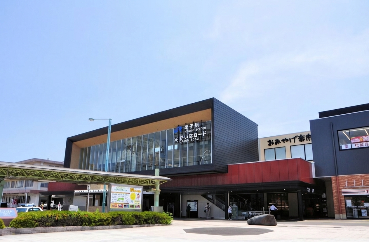 米子駅前の様子